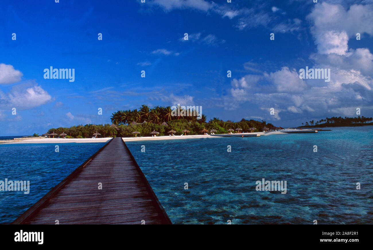 Maledives: The beach of Digufinolhu / Veligandu Hura in the Indian Ocean Stock Photo