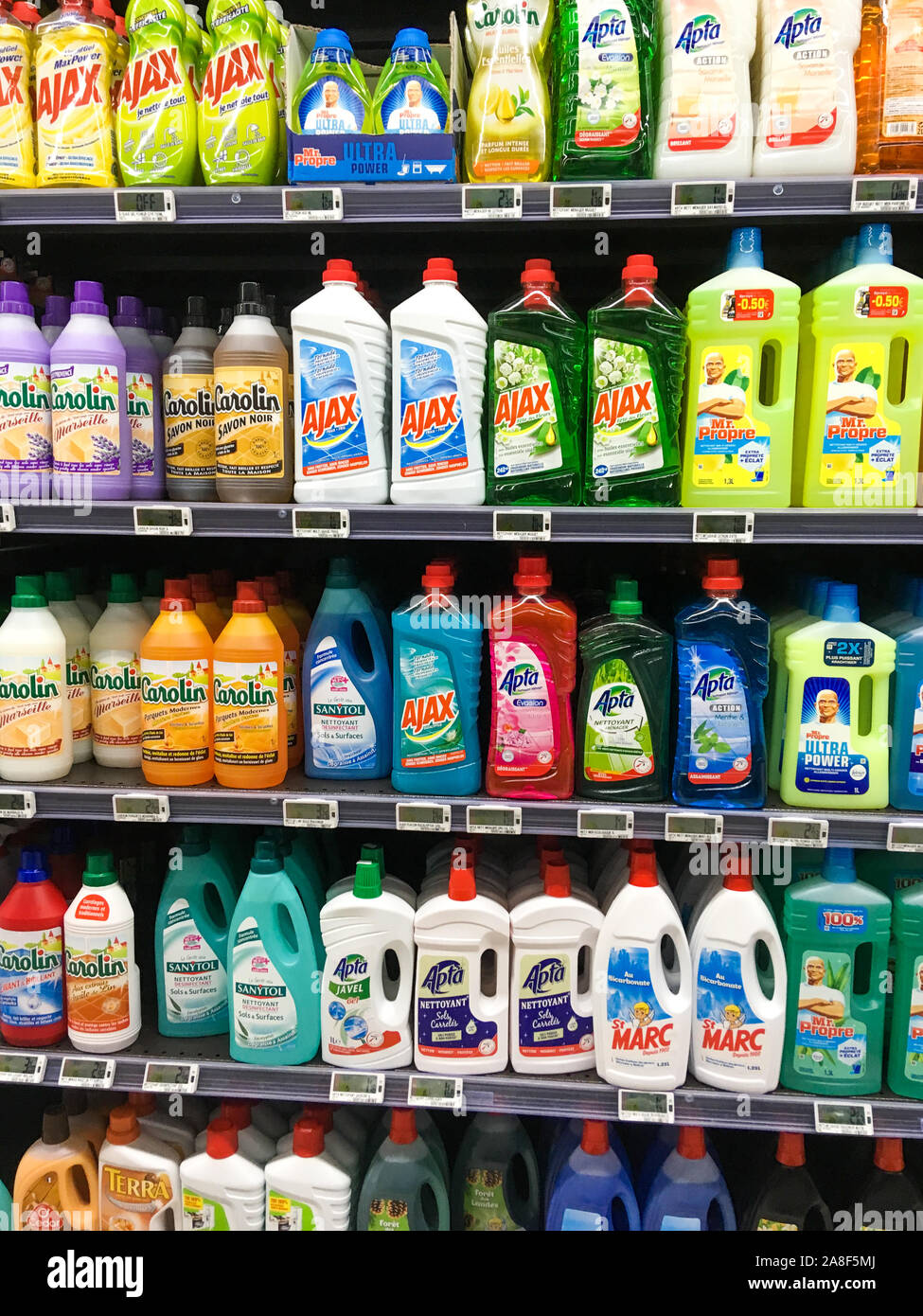 https://c8.alamy.com/comp/2A8F5MJ/hundreds-of-household-products-conditioned-in-plastic-bottles-lyon-france-2A8F5MJ.jpg