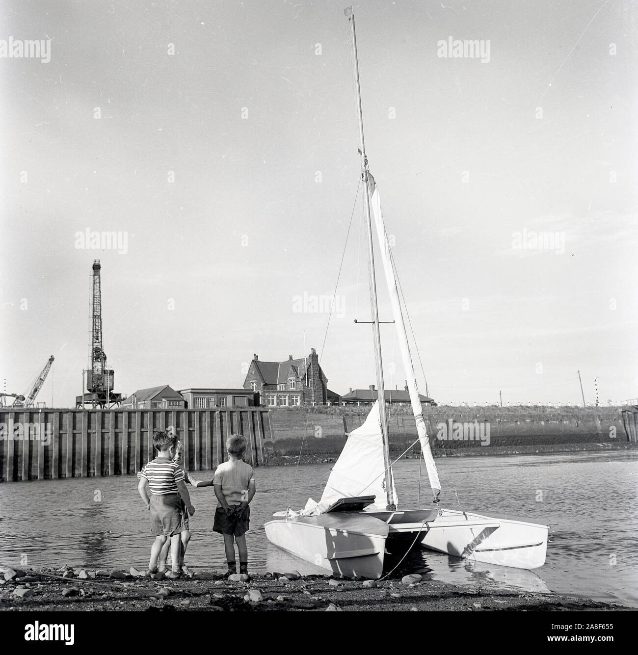 Children playing 1950s hi-res stock photography and images - Alamy