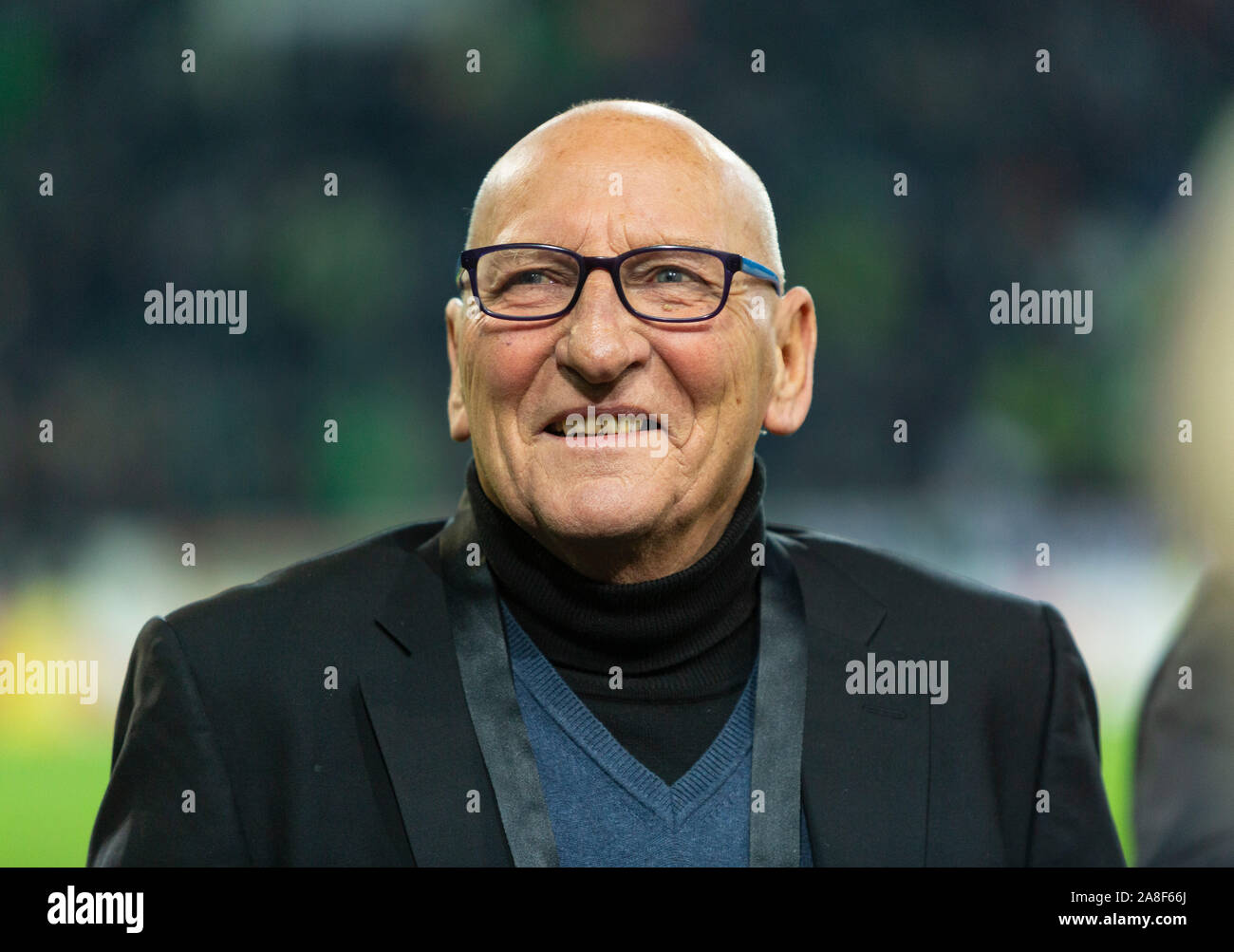 sports, football, UEFA Europe League, 2019/2020, Group Stage, Group J, Matchday 4, Borussia Moenchengladbach vs. AS Rome 2-1, Stadium Borussia Park, cup winners as honoured guests in the stadium, Gladbach players won the UEFA Cup 1978 1979 in two final games against Red Star Belgrade, keeper Wolfgang Kleff Stock Photo