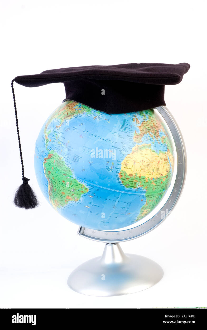 Globus mit Doktorhut, weltliches Wissen, Erdkunde, Stock Photo
