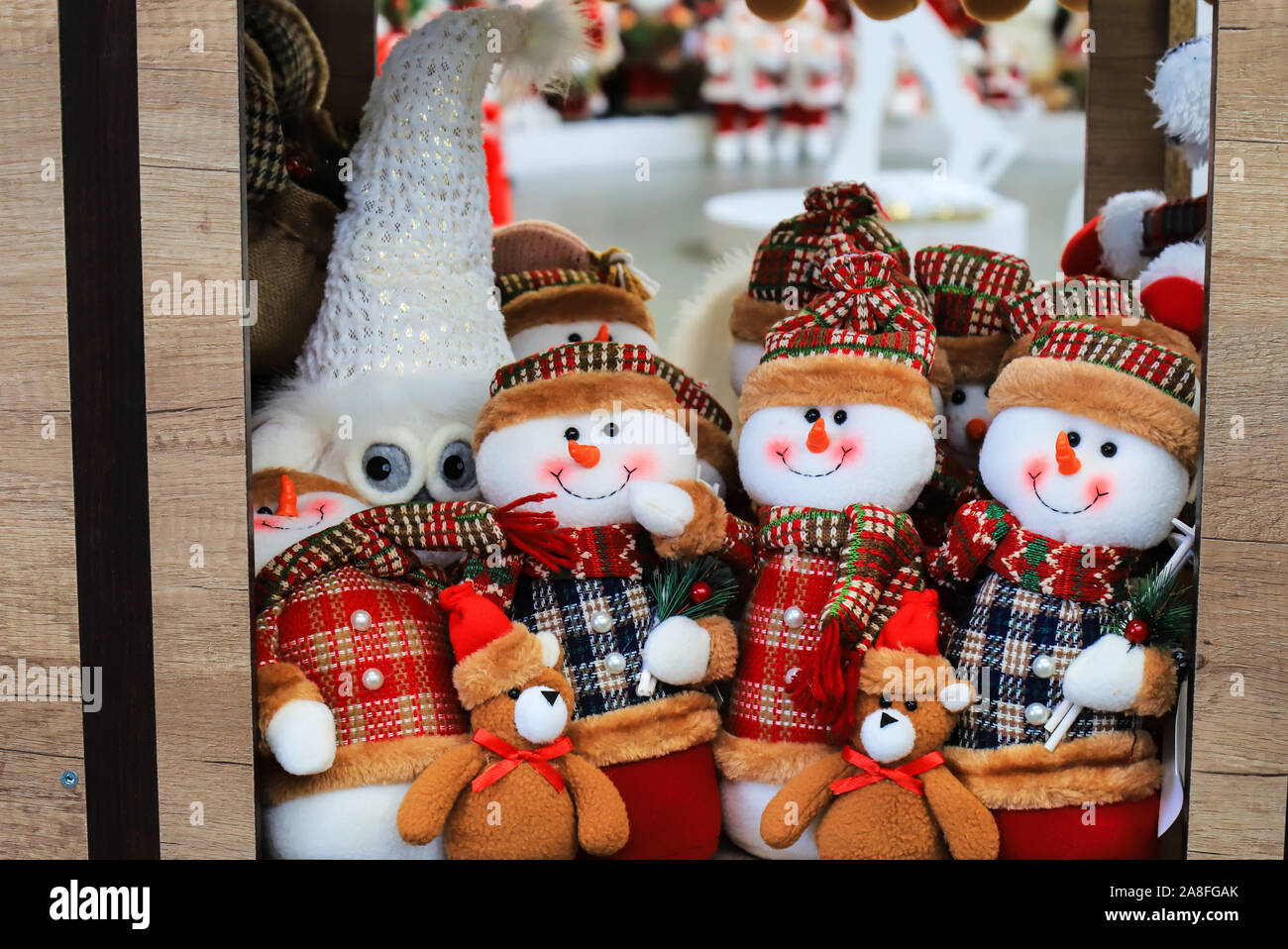 Le Bon Marché's 2023 Christmas window displays: XXL teddy bears and a  magical, gourmet world 