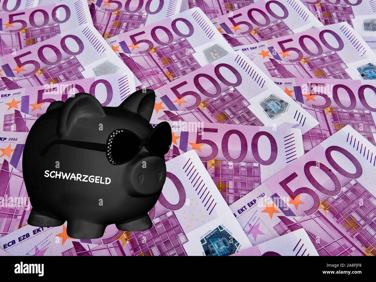 Schwarzes Sparschwein, Sparen, Vorsorge, Aufdruck: Schwarzgeld, Steuerhinterziehung, Stock Photo