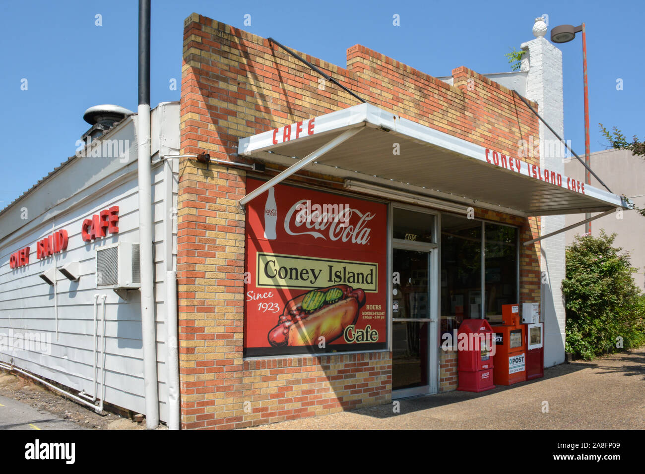 Coney island cafe hi-res stock photography and images - Alamy