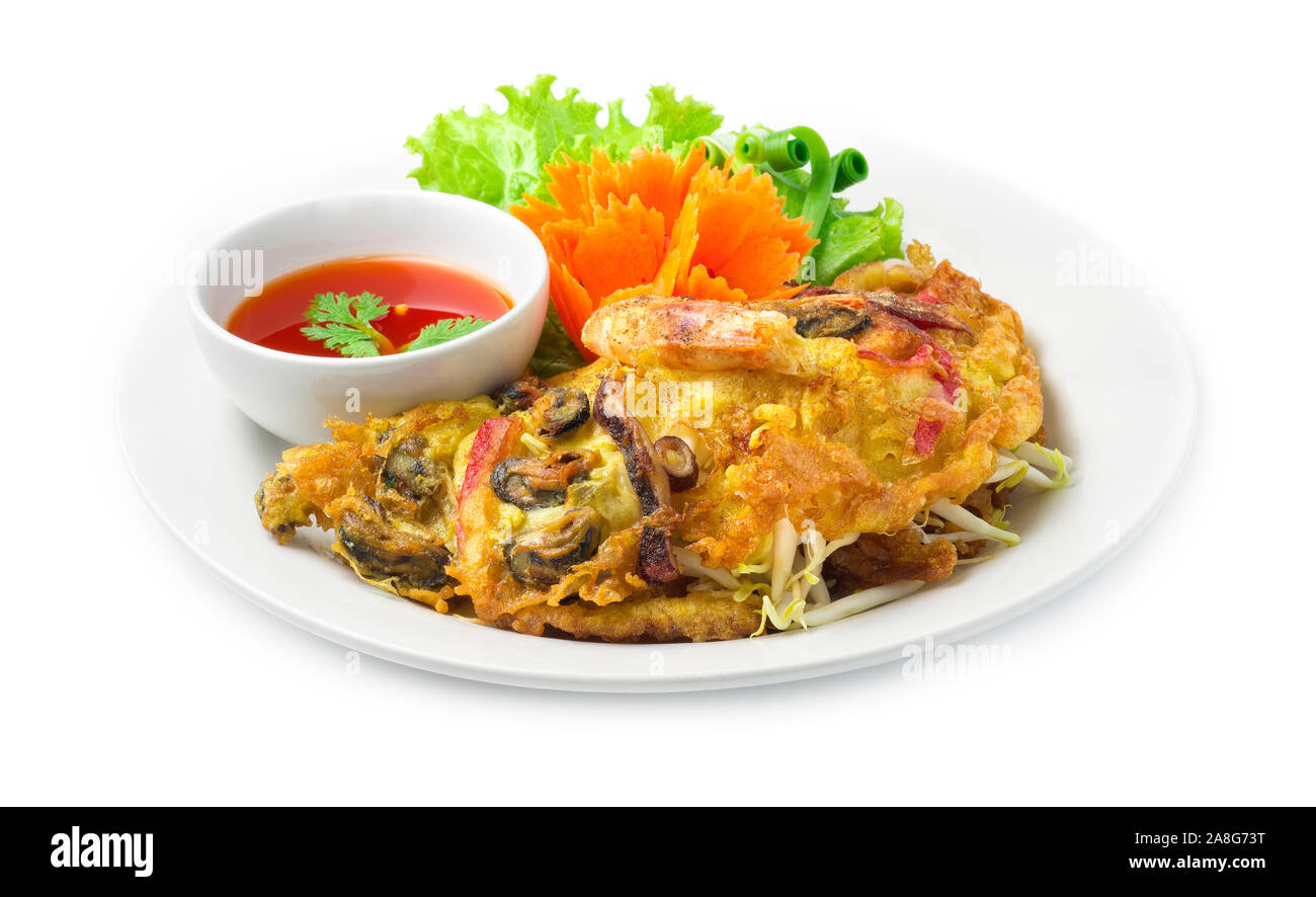 Crispy Seafood fried Pancake fusion Thai food and Chinese food style