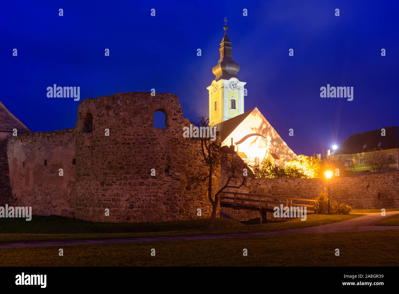 Mautern an der Donau: Ruins of the Roman Kastell Favianis, church in Austria, Niederösterreich, Lower Austria, Wachau Stock Photo