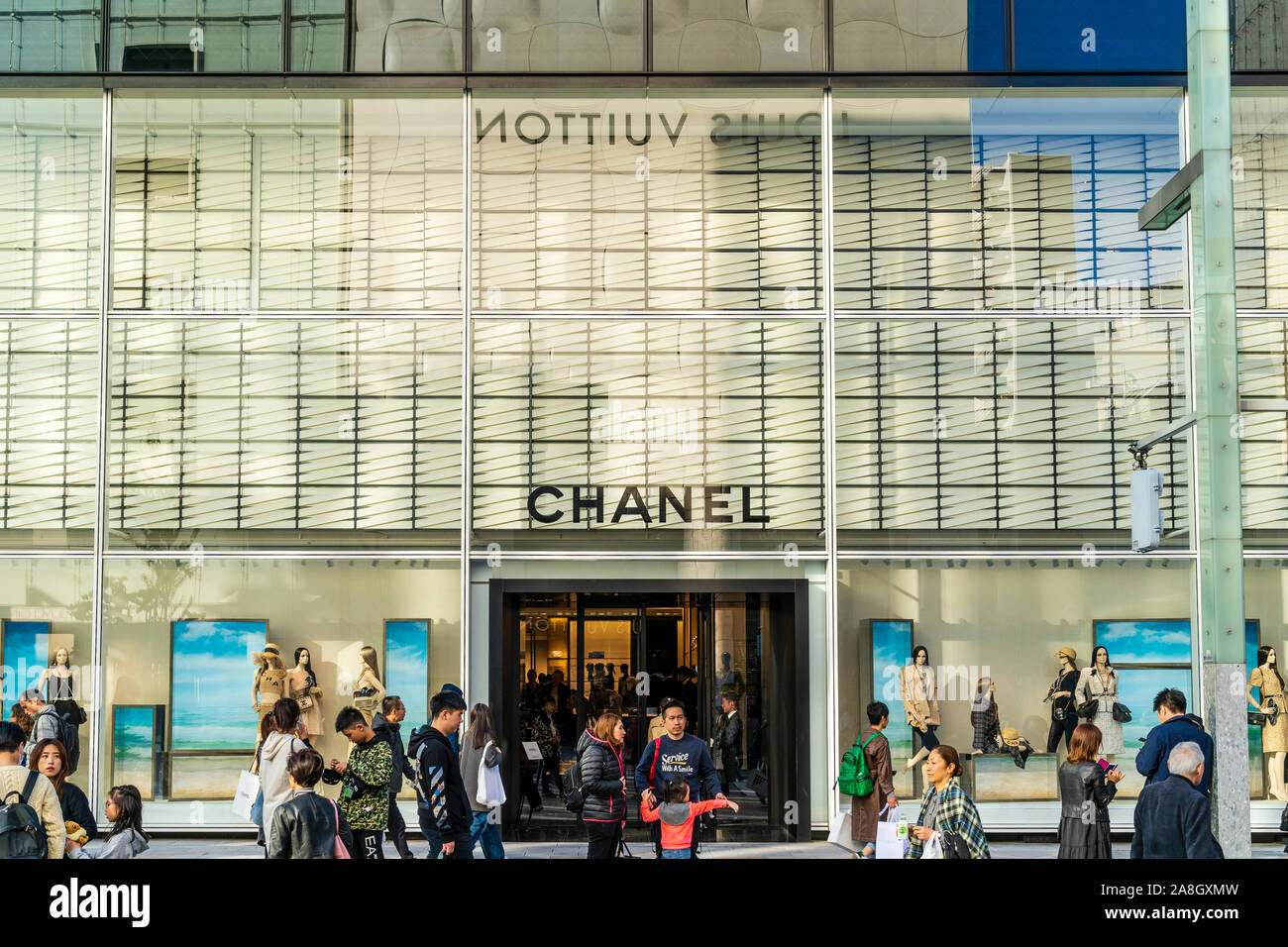 Chanel building hi-res stock photography and images - Alamy