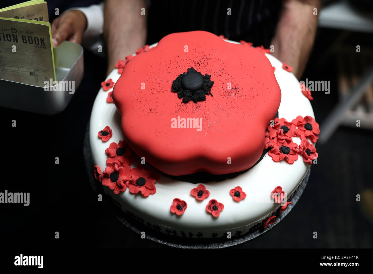 Stamford uk cake hi-res stock photography and images - Alamy
