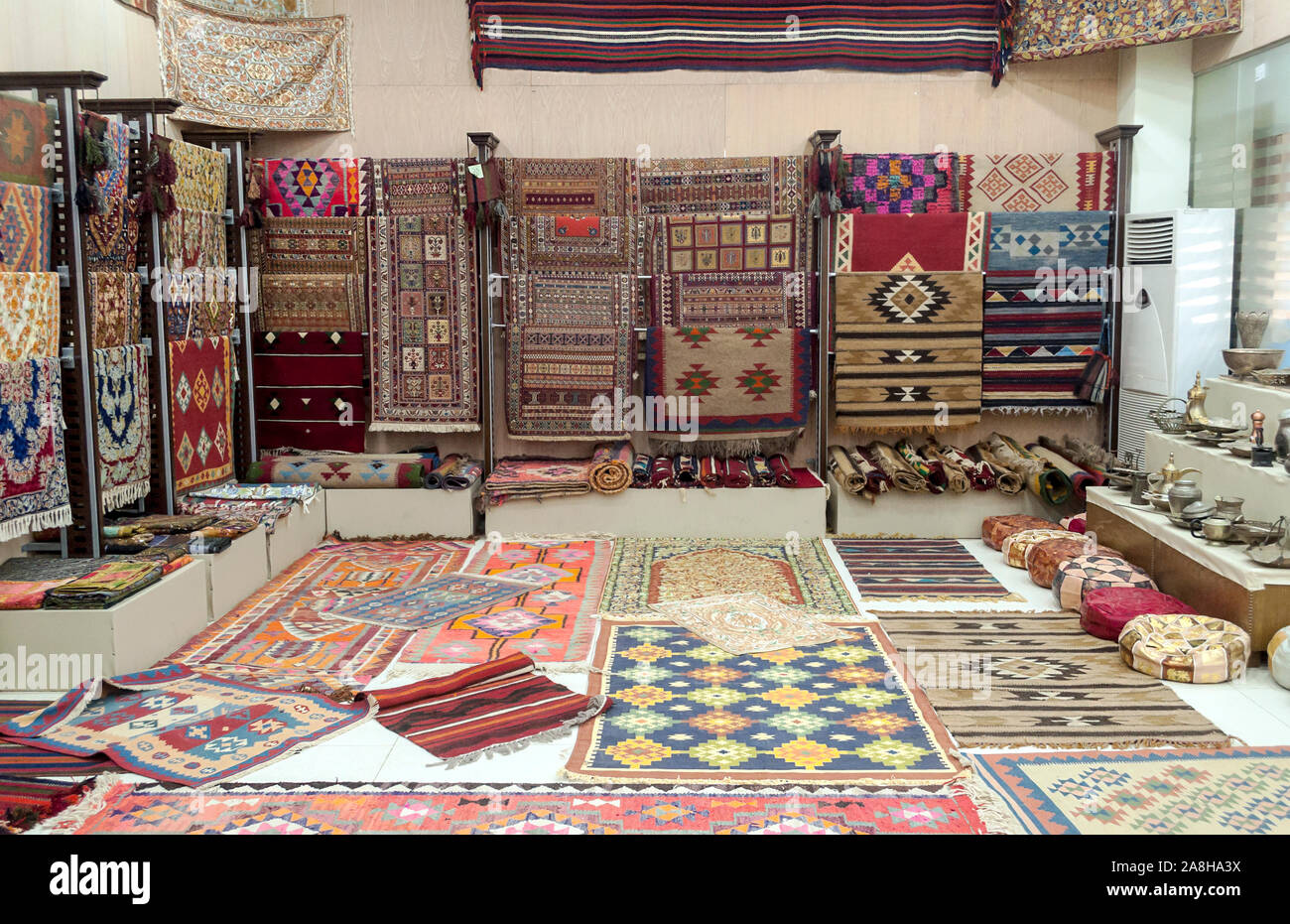 Amman, JORDAN-FEBRUARY 2015. Carpet store in Amman the capital of jordan  Stock Photo - Alamy