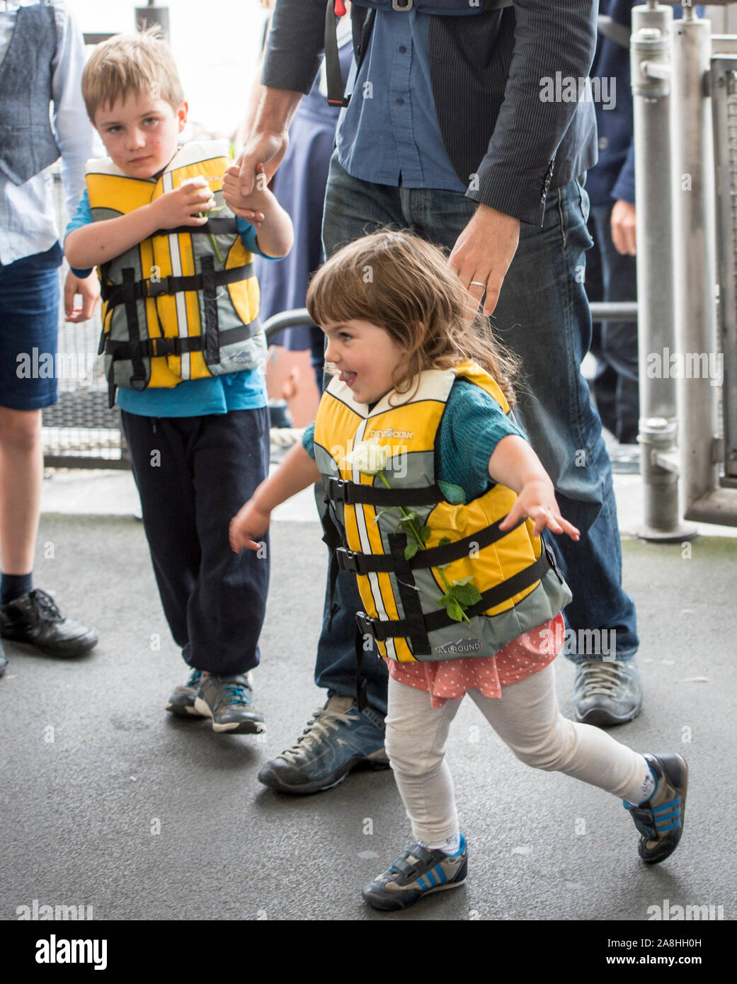 pix Jo Cox Children https www alamy com brendan cox widower of murdered mp jo coxs and their children cuillin and lejla help to moor a small boat outside the house of commons in her memory following her tragic death 2262016 image332300769 html