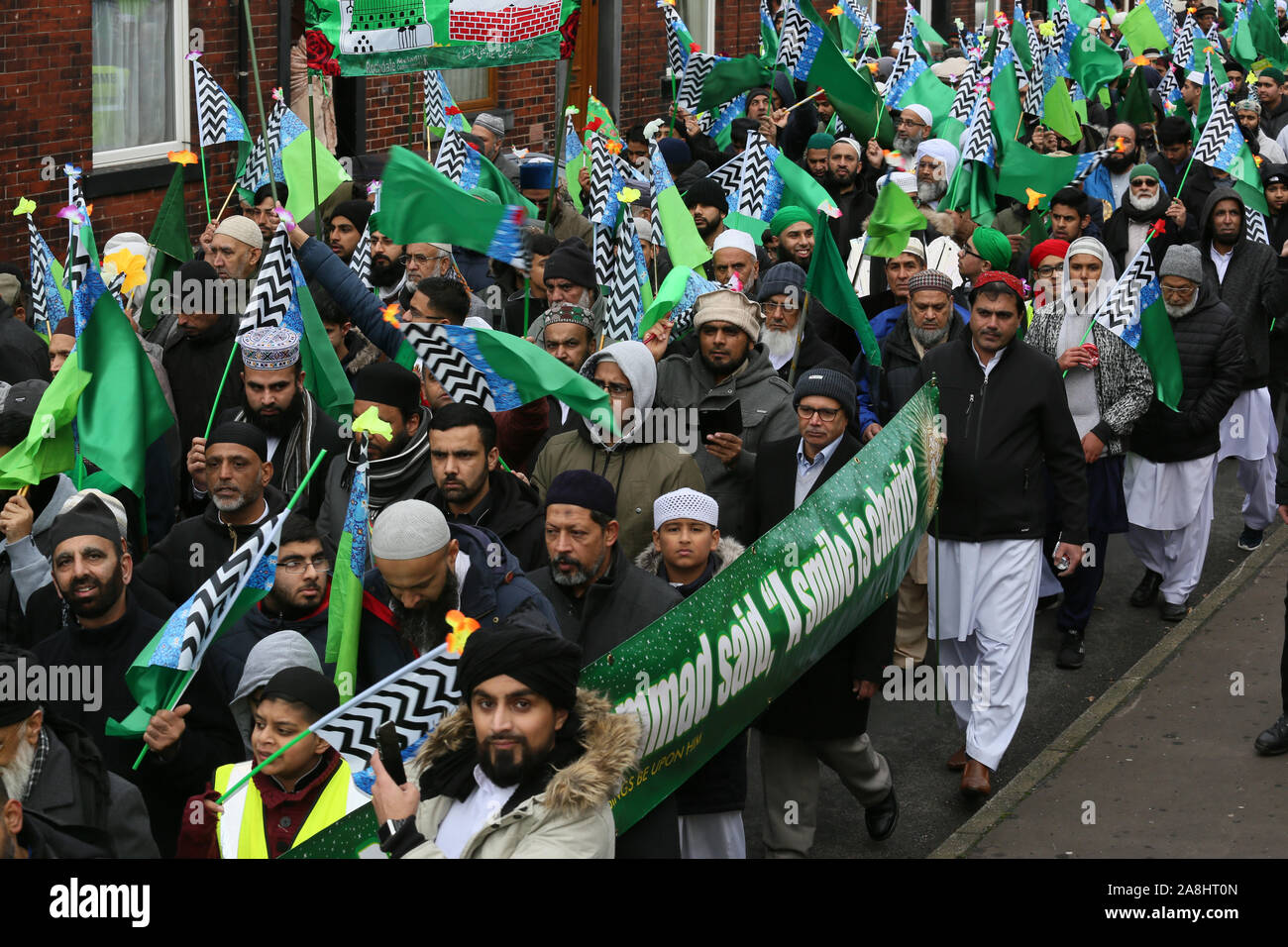 rochdale-uk-9th-november-2019-hundreds-take-to-the-streets-in-a