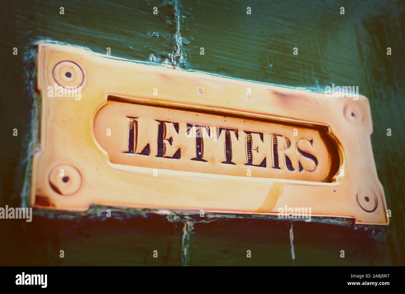 Vintage brass letter scale with a pile of letters on the top plate Stock  Photo - Alamy