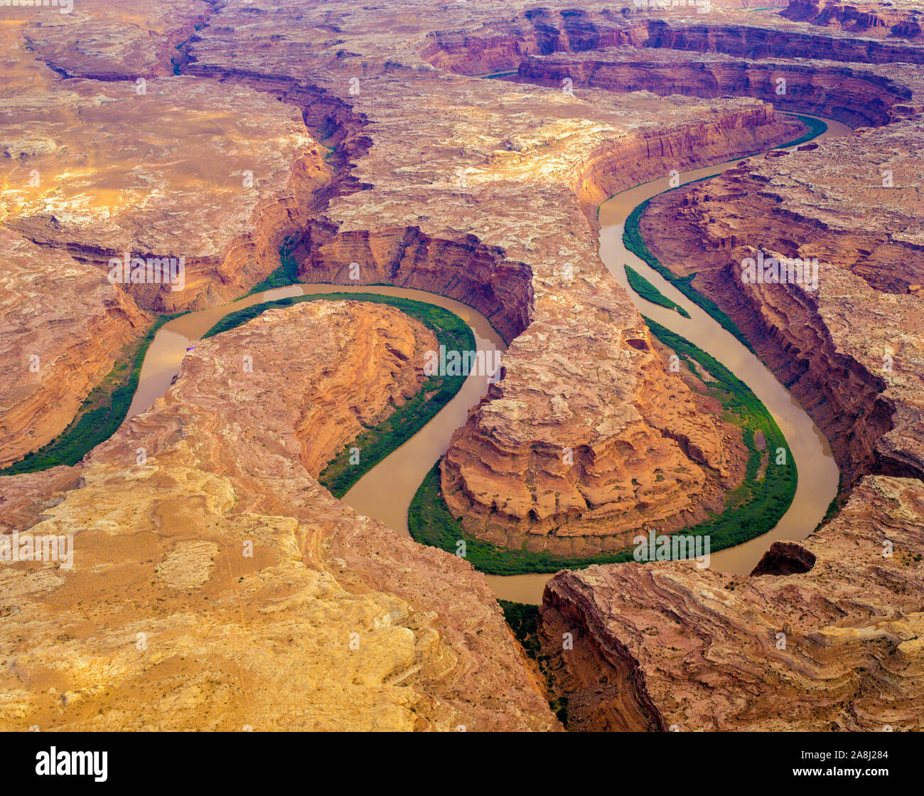 River bends along the Green River, Labyrinth Canyon, Utah, Meanders of ...