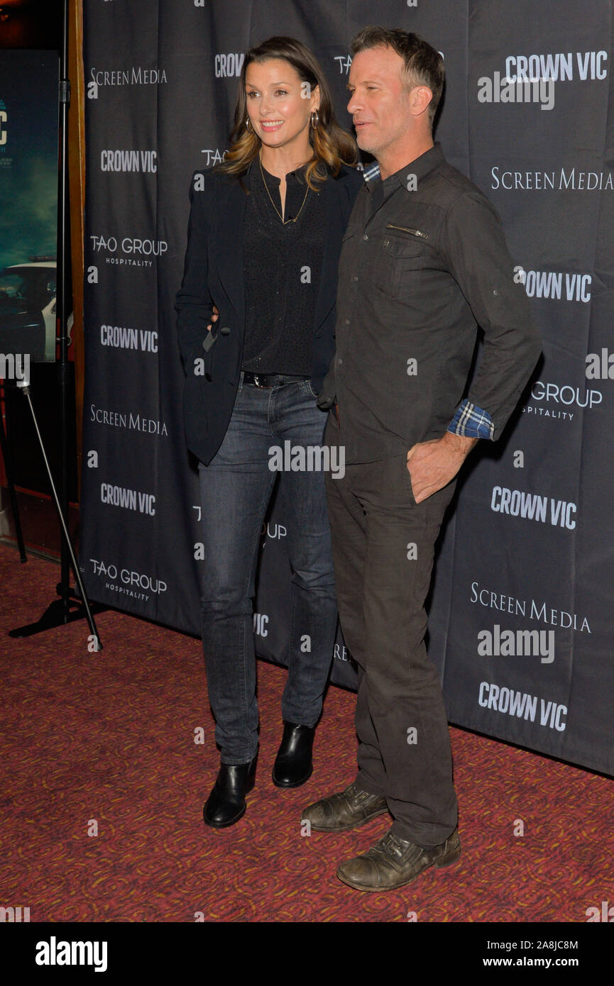 NEW YORK, NY - NOVEMBER 06: Actors Bridget Moynahan and Thomas Jane attend  the 'Crown Vic' New York screening at Village East Cinema on November 06, Stock Photo