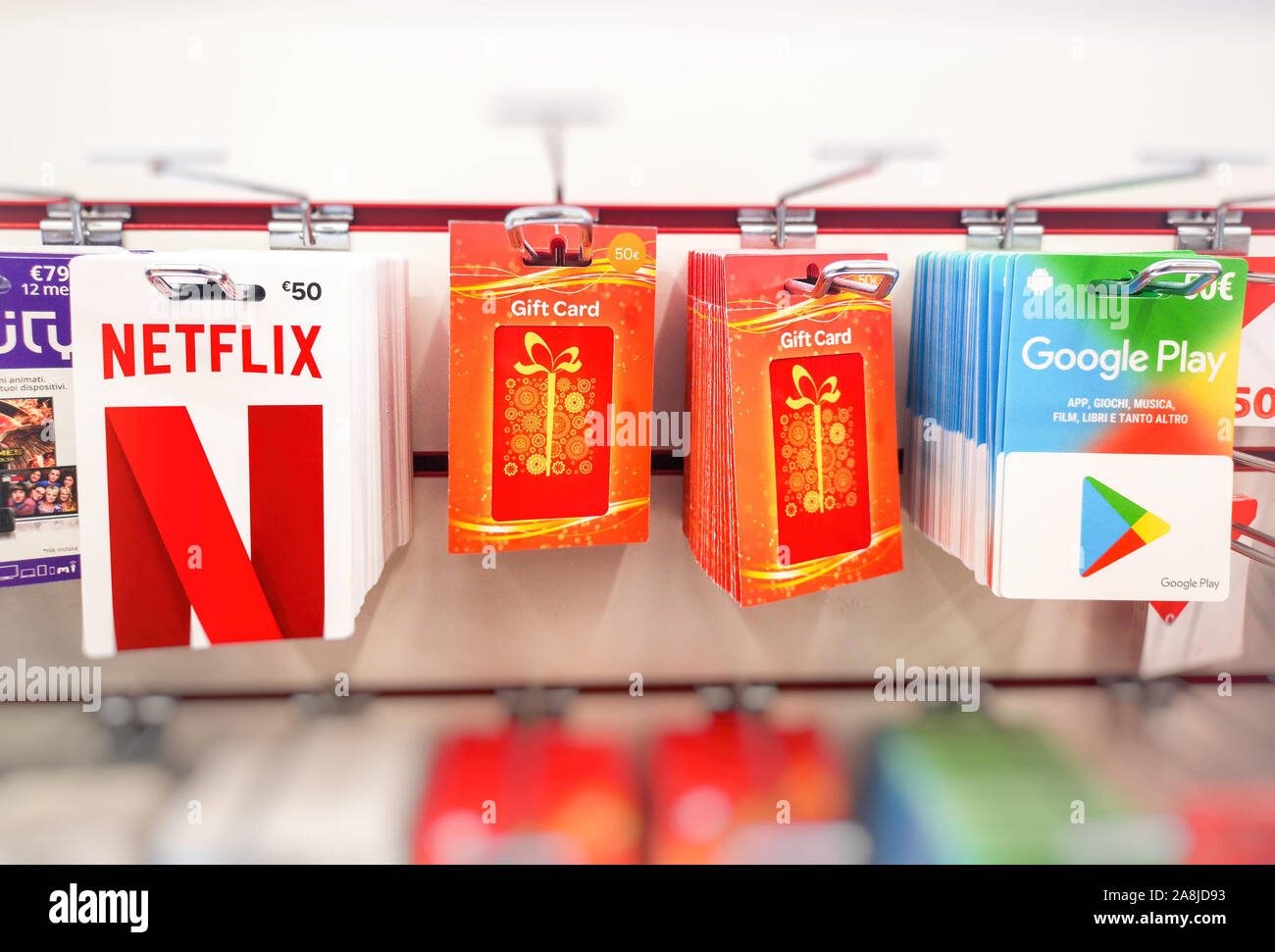 gift cards netflix subscriptions online services Netflix Google Play store Stock Photo