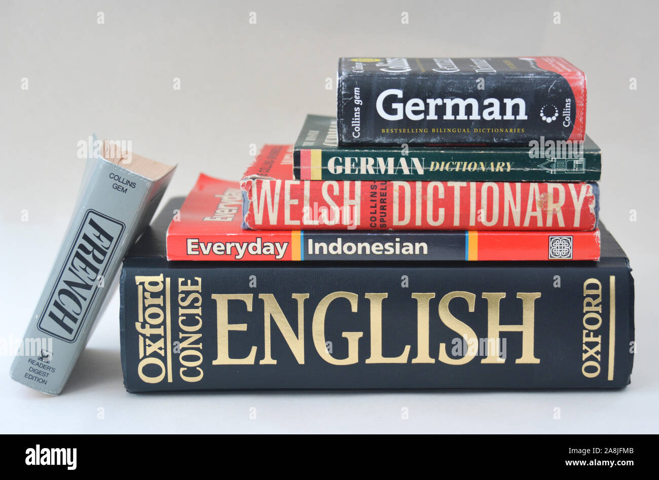 Oxford english dictionary hi-res stock photography and images - Alamy