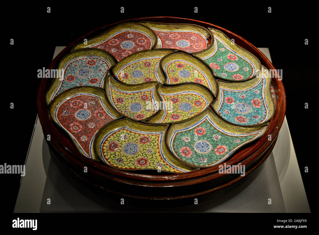 Polychrome pottery. Ordos Mongolian art. Wuhan Museum, China Stock Photo