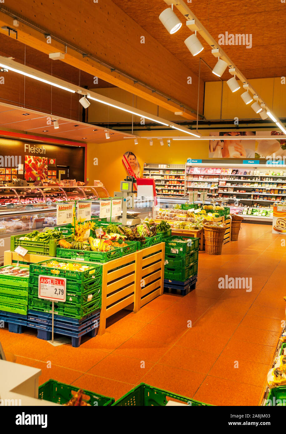 Vienna, AustriaSeptember 2015. Interior of a supermarket with food products Stock Photo Alamy