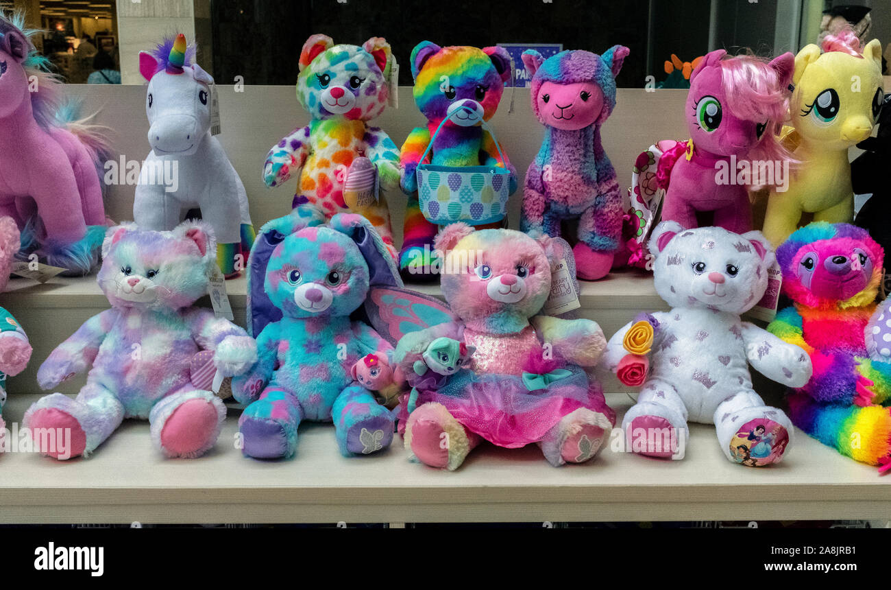 stuffed animals on display at 'Build-A-Bear' in the Coronado mall, Albuquerque, New Mexico Stock Photo
