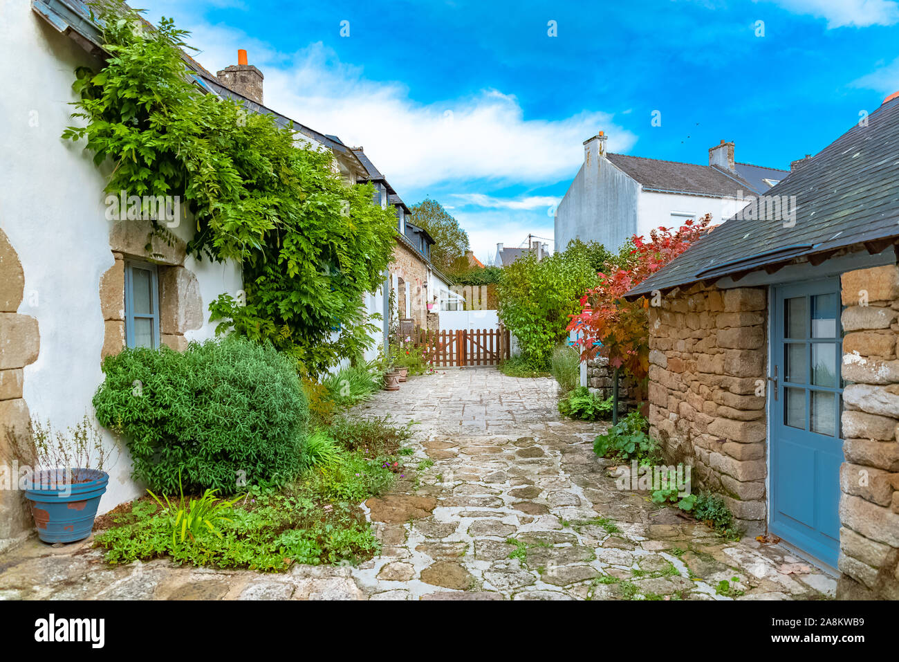 cottages with blue door and windows, ile-aux-Moines, Brittany Stock Photo