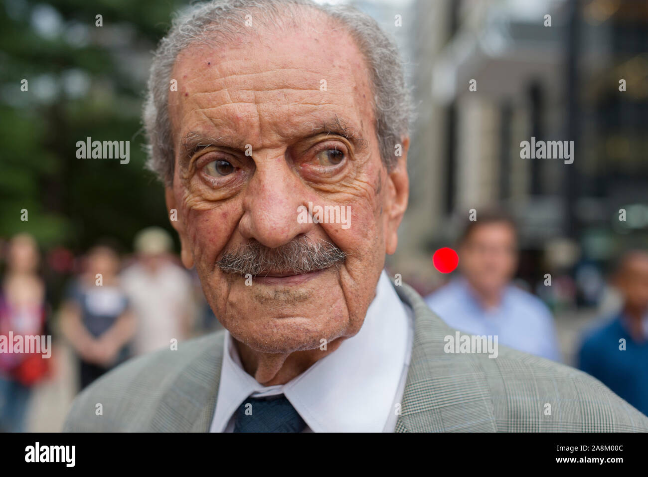 Elderly man suit 70 years old hi-res stock photography and images - Alamy