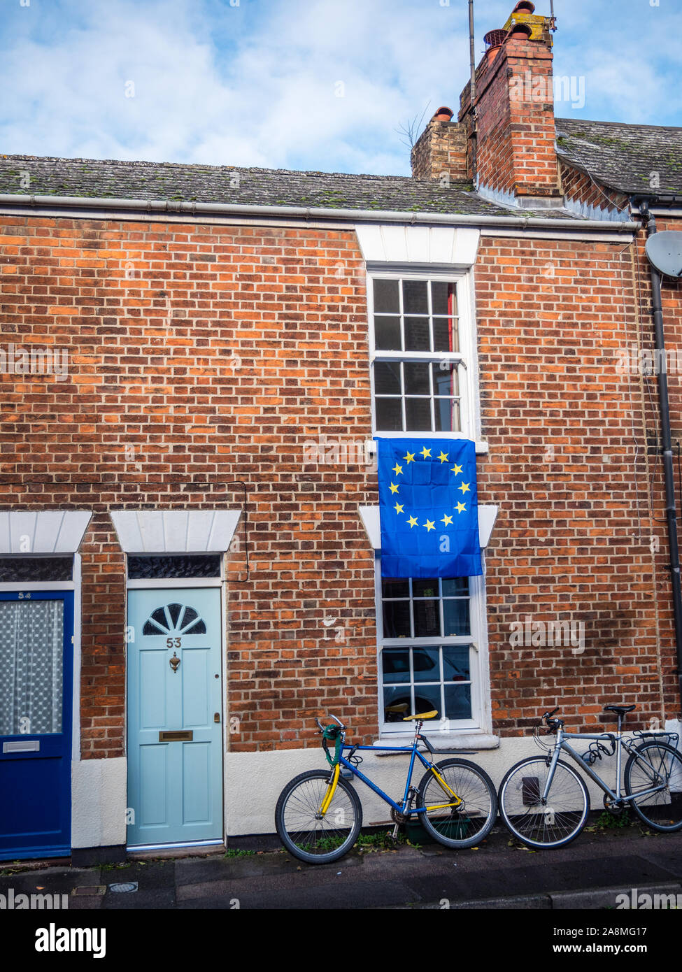 Terraced House with EU Flagg, Jericho, Oxford, Oxfordshire, England, UK, GB Stock Photo Alamy