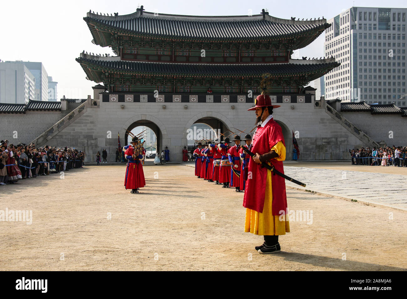 SEOUL, SOUTH KOREA - OCTOBER 20, 2019: The changing of the guard demonstration at Gyeongbokgung Palace in Seoul, South Korea Stock Photo