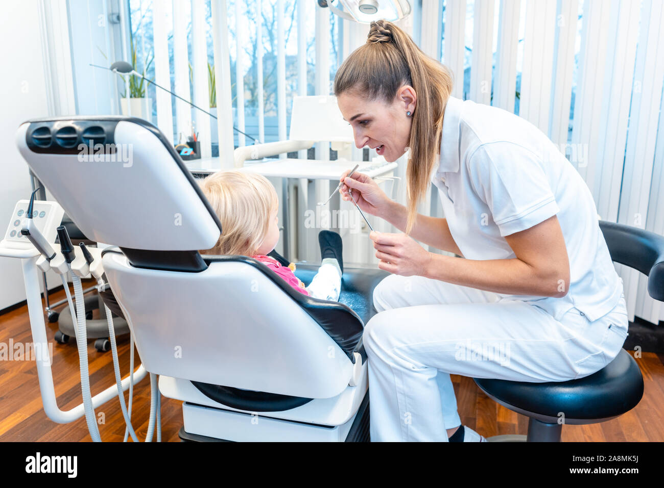 Child dental surgery hires stock photography and images Alamy