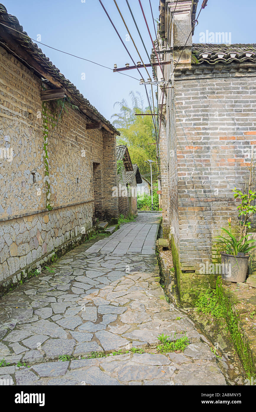 Deserted small street in Liugongcun in the vicinity of Yangshuo near Guilin Stock Photo