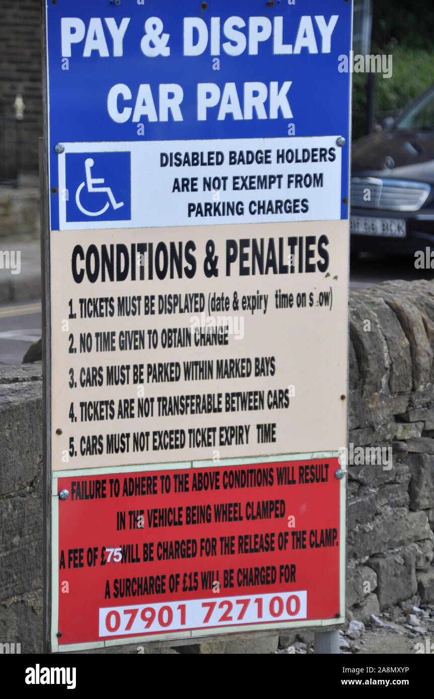 Car clamping sign Stock Photo