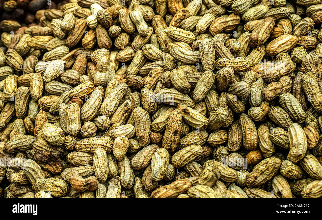 peanuts for sale Stock Photo Alamy