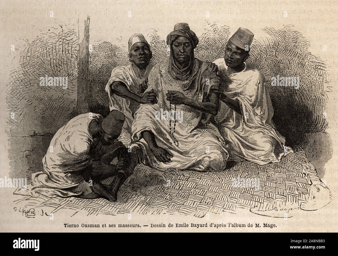Tierno Ousman, de la tribu des Toucouleur, chef du village de Guemmou Koura ( Mali), tenant un chapelet musulman a gros grains, recitant ses prieres, Stock Photo