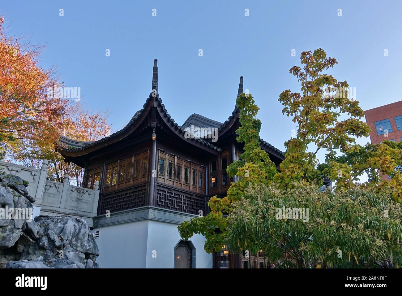 PORTLAND, OR -2 NOV 2019- View of the landmark Lan Su Chinese Garden (Portland Classical Chinese Garden, Garden of Awakening Orchids) located in the O Stock Photo