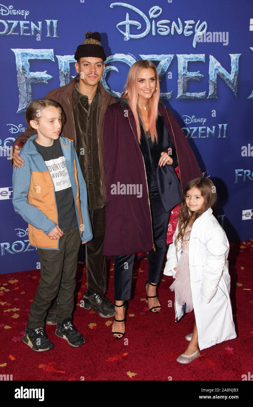 Bronx Wentz, Evan Ross, Ashlee Simpson and Jagger Snow Ross at Disney's