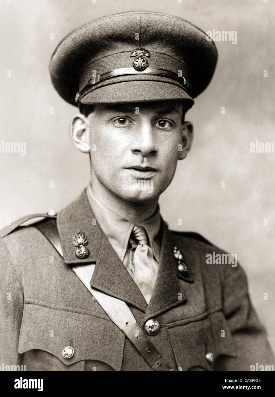 Siegfried Sassoon (1886-1967) English poet, writer and soldier best remembered for the Sherston trilogy and for championing the poetry of his friend Wilfred Owen (1893-1918). Photograph of an original studio photograph by George Charles Beresford (1864-1938) taken in 1915 whilst Sassoon served with the 1st Battalion Royal Welch Fusiliers. Stock Photo