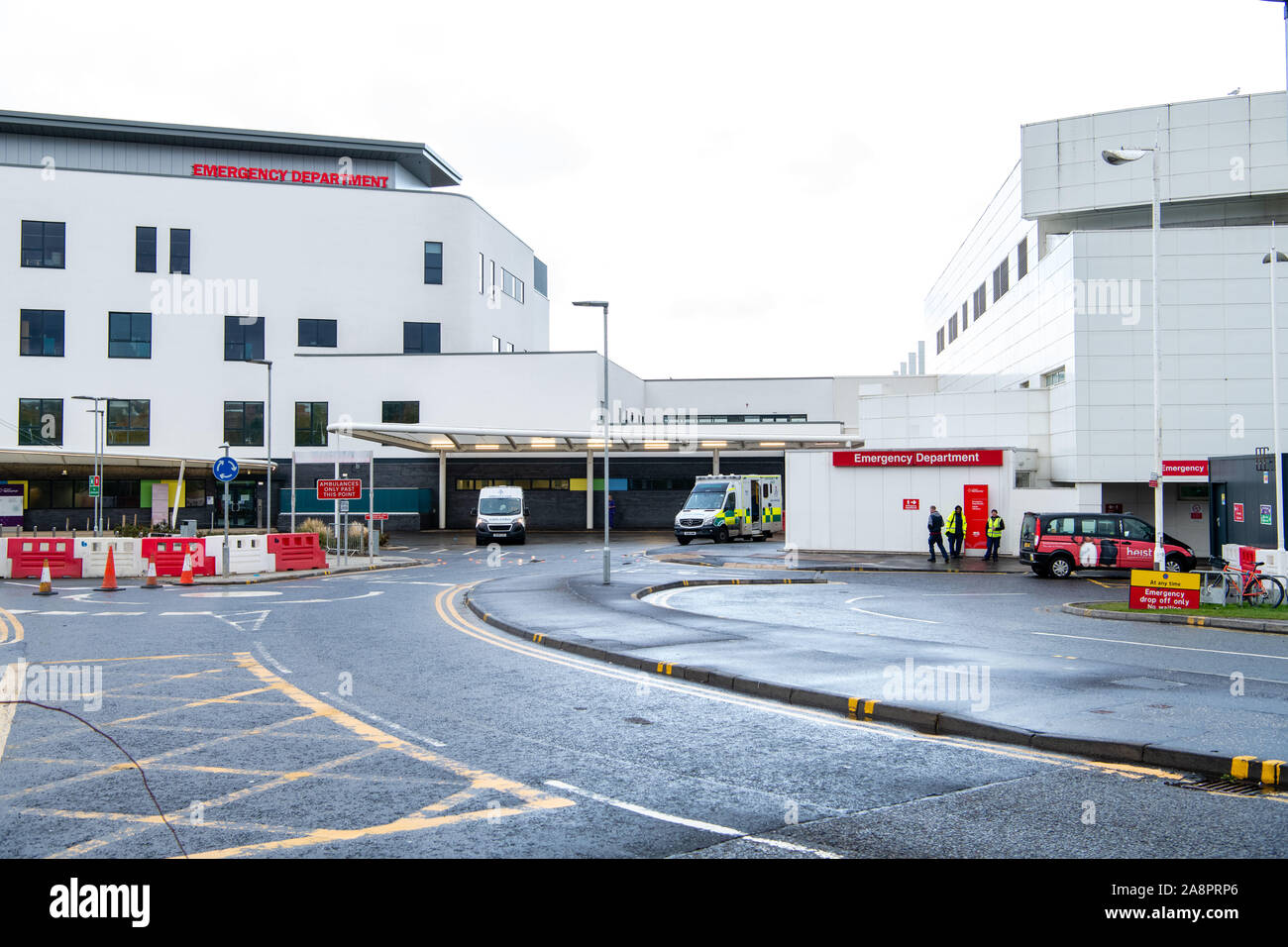 Emergency Department, ERI, A&E, Accident and emergency, Royal Infirmary Edinburgh, Ambulance, Hospital, Little France Stock Photo