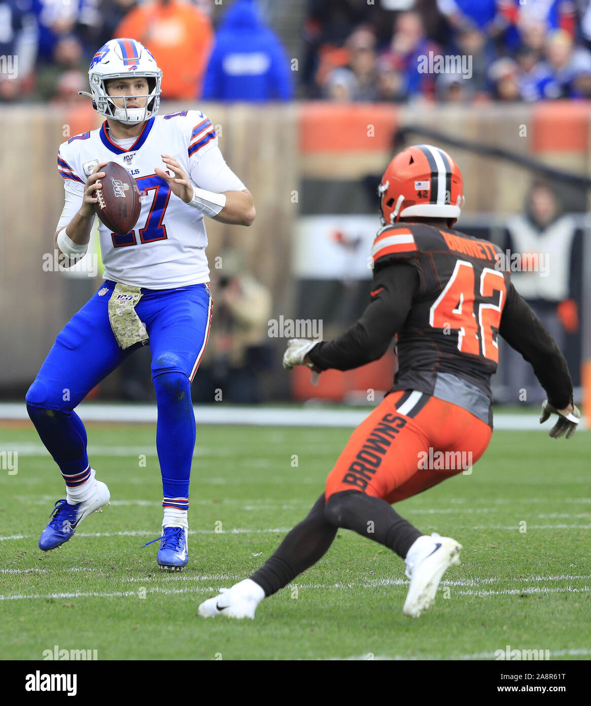 Cleveland, United States. 10th Nov, 2019. Buffalo Bill's Josh Allen thows a  pass as Cleveland Browns Patrick DiMarco closes in at FirstEnergy Stadium  in Cleveland, Ohio on Sunday, November 10, 2019. The