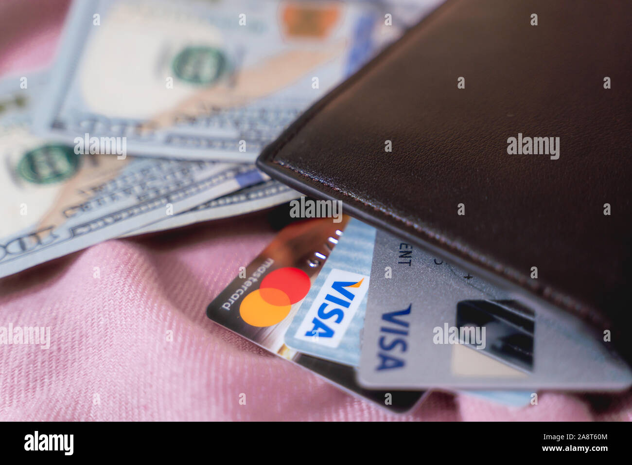 Marinette Wi U S A Nov1 2019 The Pocket Money Collected In The Credit Card Visa Mastercard With100 Dollar Bills Money Saving Growth To Prof Stock Photo Alamy
