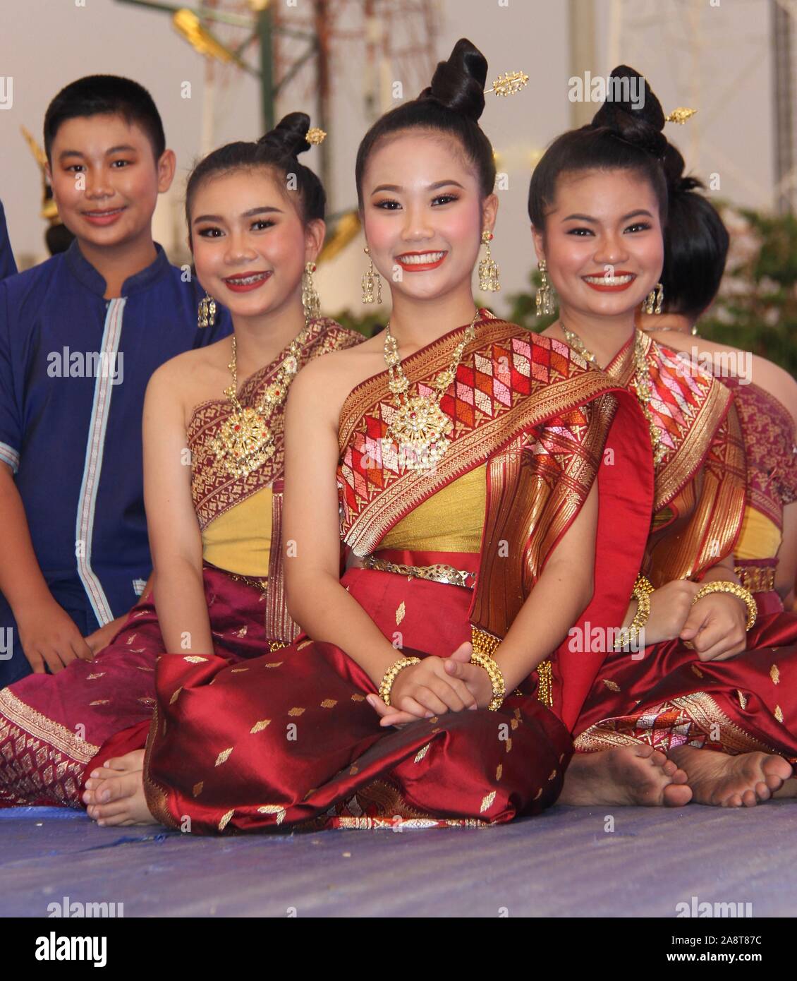 Ancient Siamese Buddhist Loy Krathong dancing celebrations Roi Et, Thailand Stock Photo