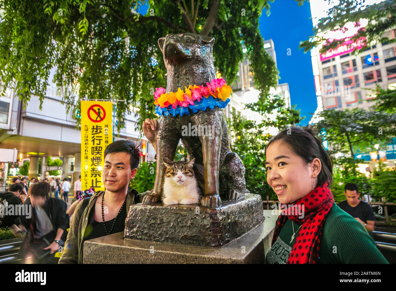 Hachiko monument, view of bronze statue of Hachiko at Shibuya Station