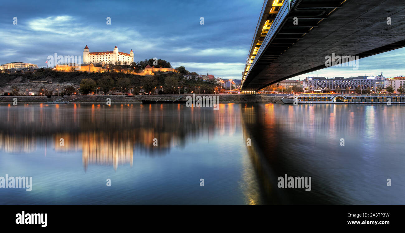 Bratislava castle with SNP bridge at night, Slovakia Stock Photo