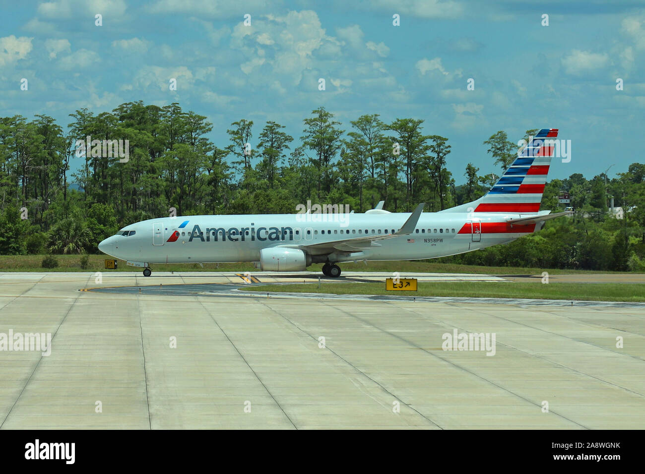 American Airlines Boeing 737-823 aircraft N368PW Stock Photo