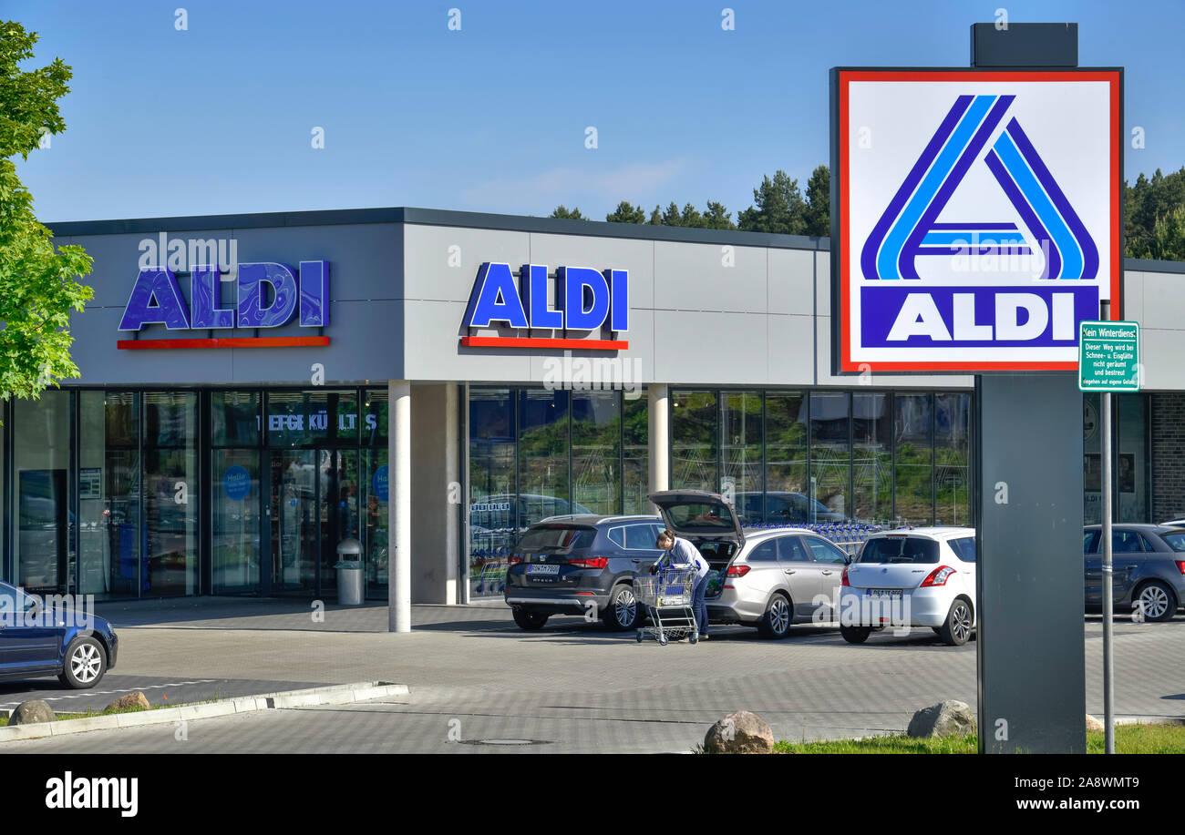 Filiale ALDI Nord, A10 Shoppingcenter, Brandenburg, Deutschland Stock Photo
