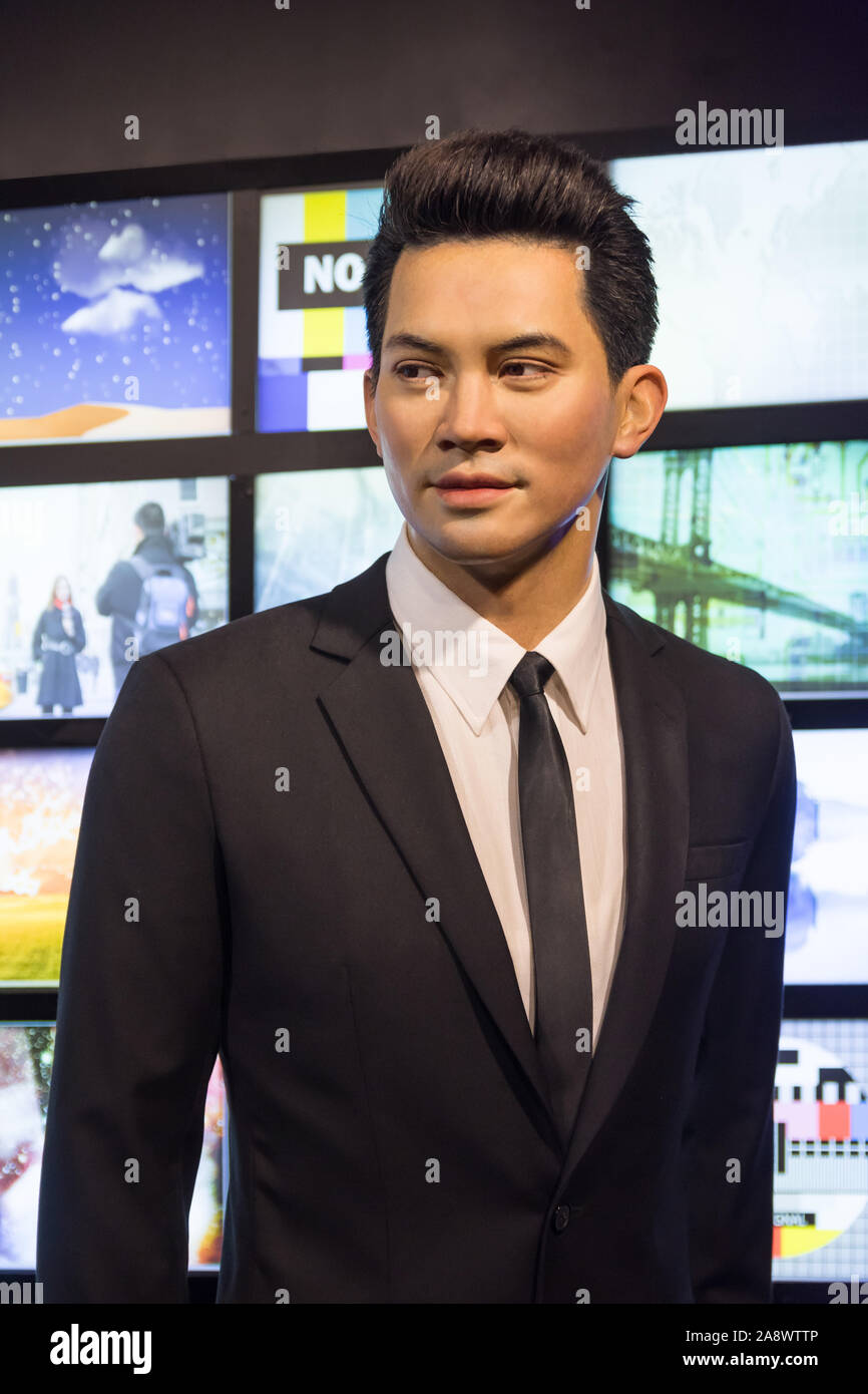 Bangkok,Thailand - November 1,2019 : Ken Theeradej Wongpuapan wax figure  display at Madame Tussauds Museum,Siam Discovery in Bangkok Thailand Stock  Photo - Alamy