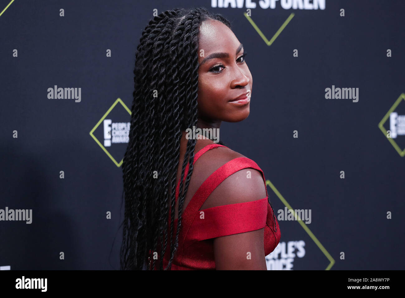Tennis player Coco Gauff arrives at the 2019 E! People's Choice Awards
