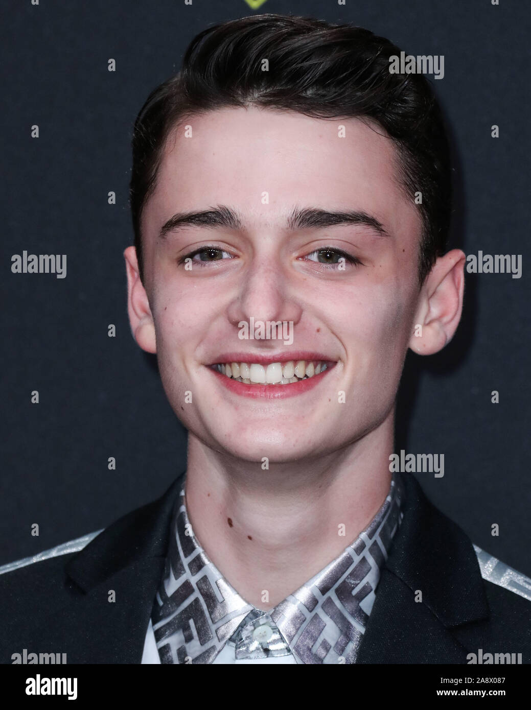 Noah Schnapp arrives at the 2019 E! People's Choice Awards held at ...