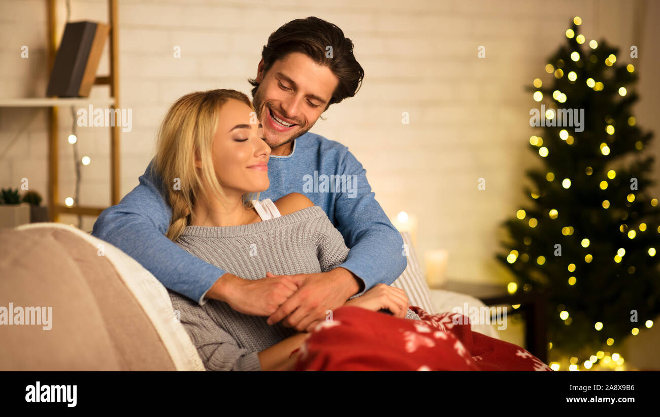 Cozy christmas eve hires stock photography and images Alamy