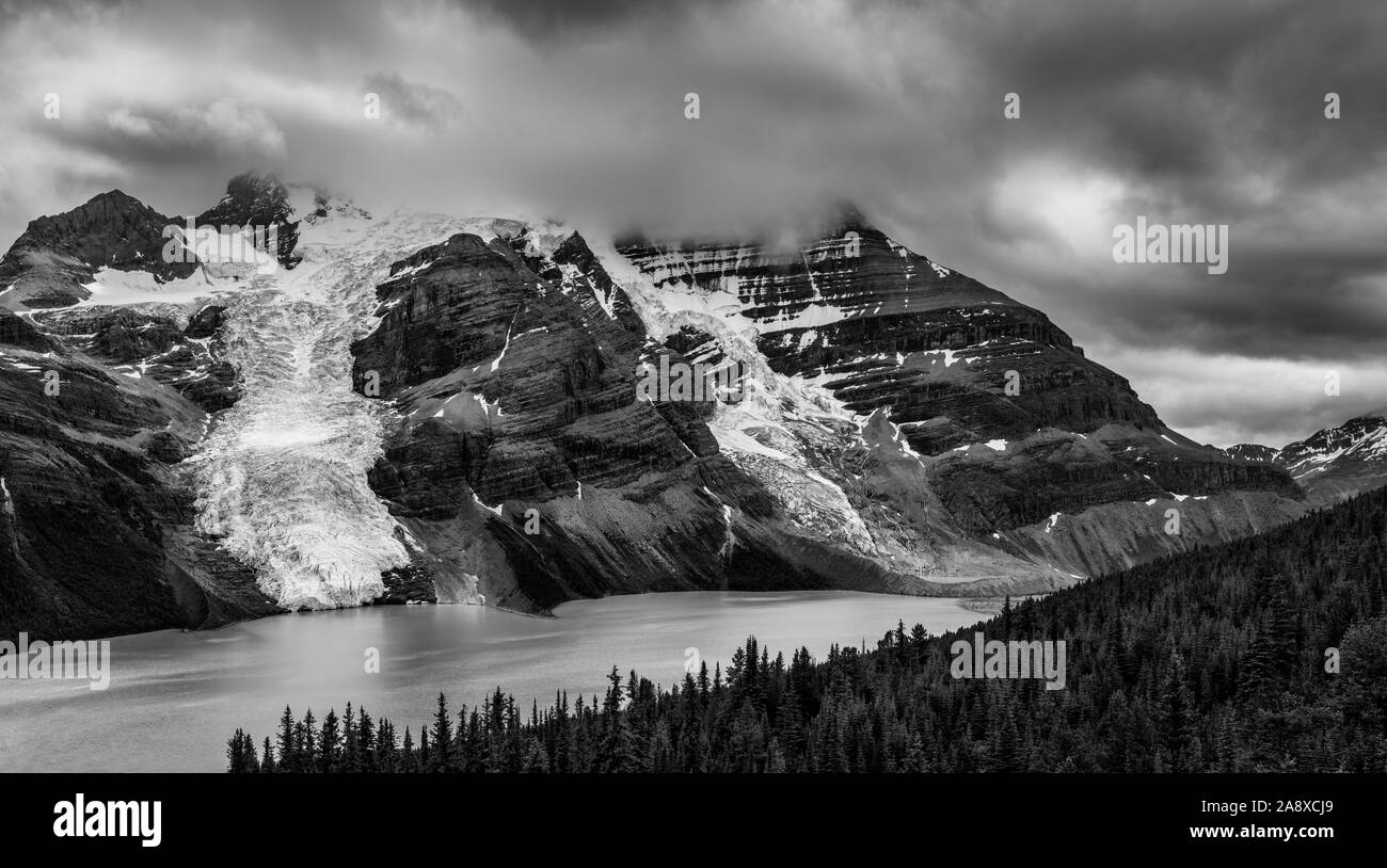 Berg Glacier, Mount Robson Provincial Park. Stock Photo