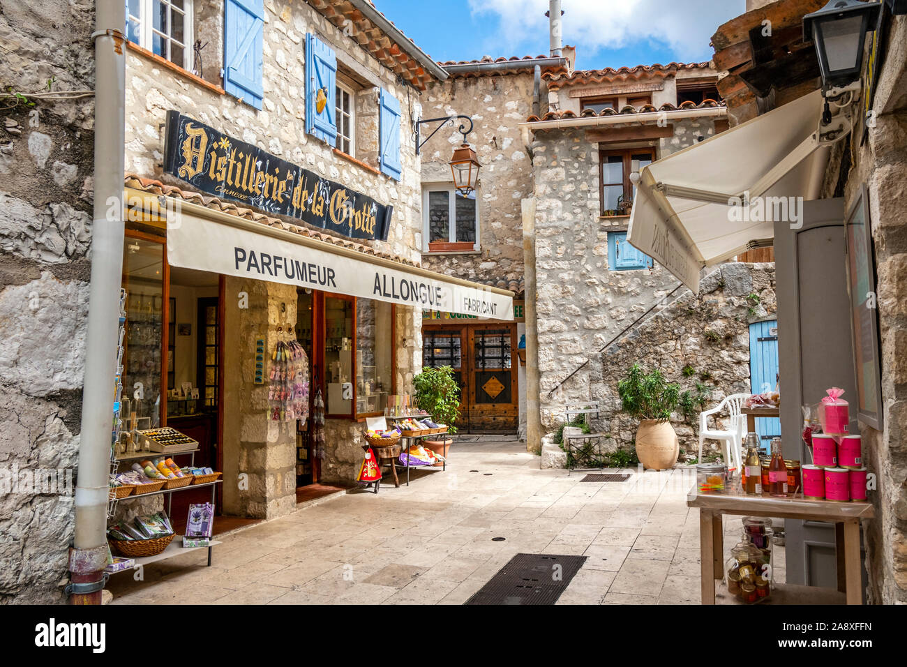 A picturesque, quaint shop in the medieval hilltop village of Gourdon, in the Alpes Maritime section of Southern France Stock Photo