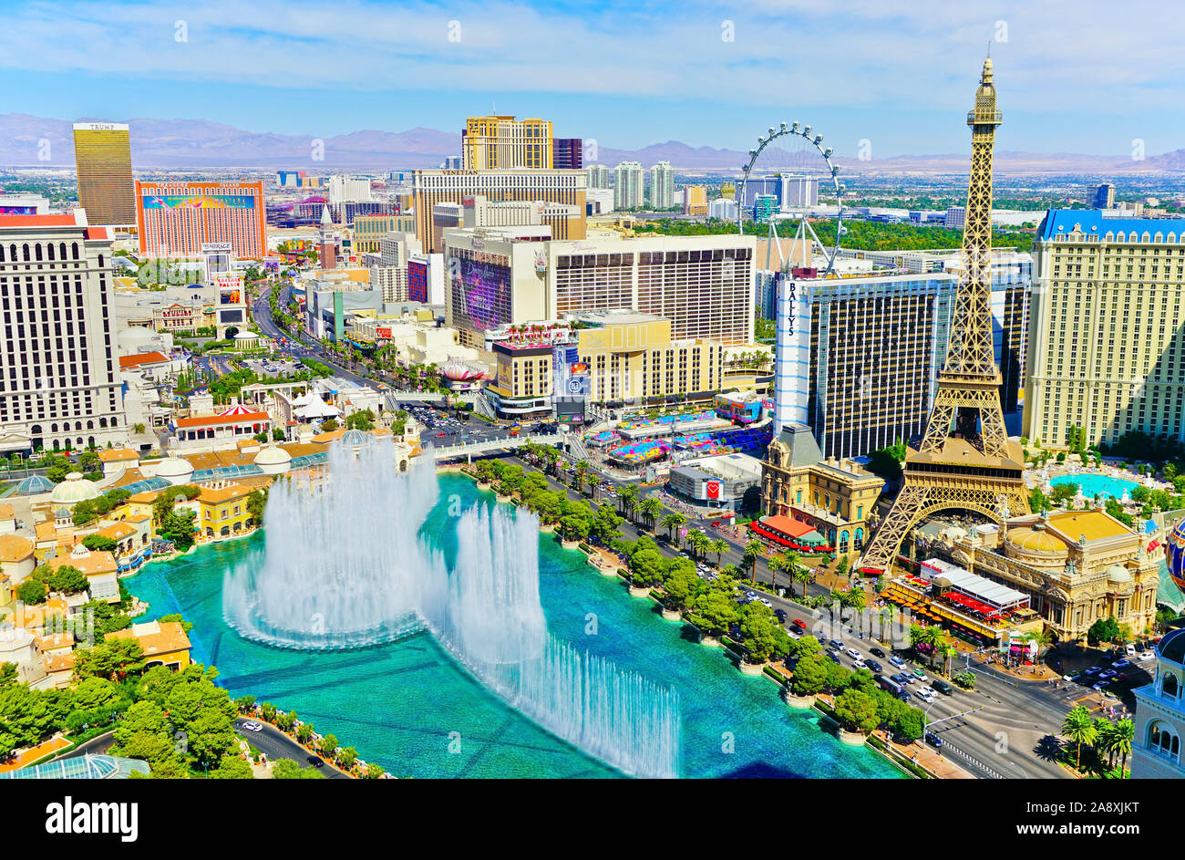 View of the Las Vegas Boulevard with lots of hotels and casinos in Las